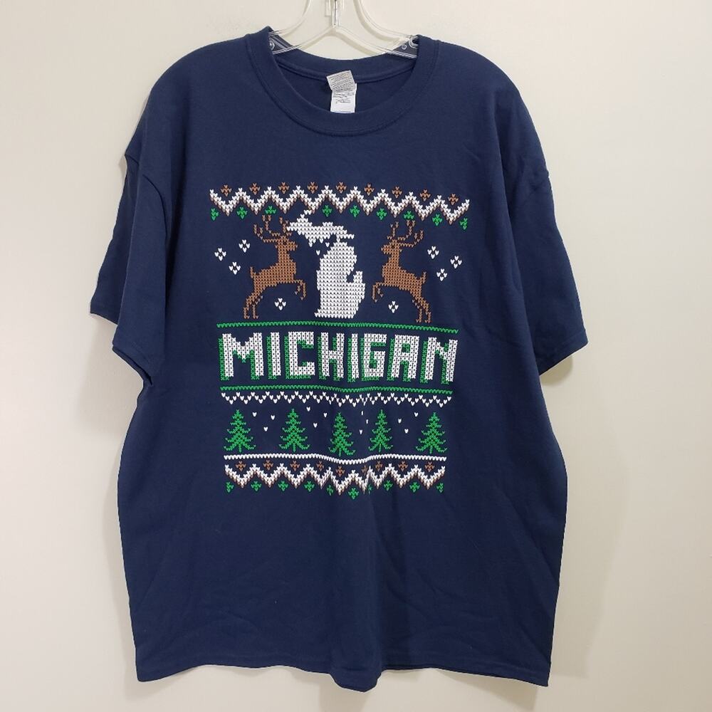Gildan Michigan Christmas / winter "needle point look"‎ graphic t-shirt men's XL